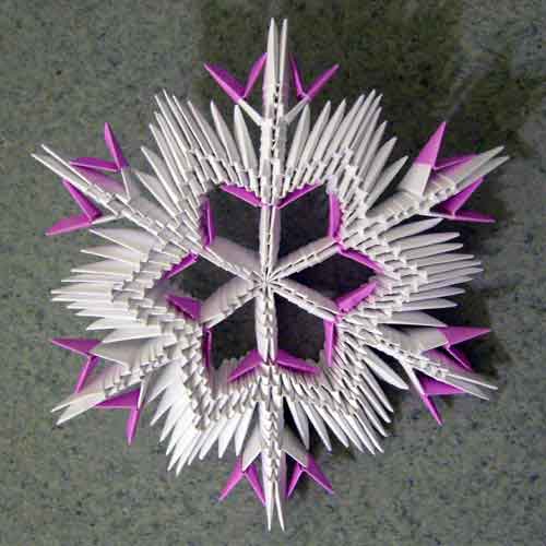 Снежинка в технике модульного оригами